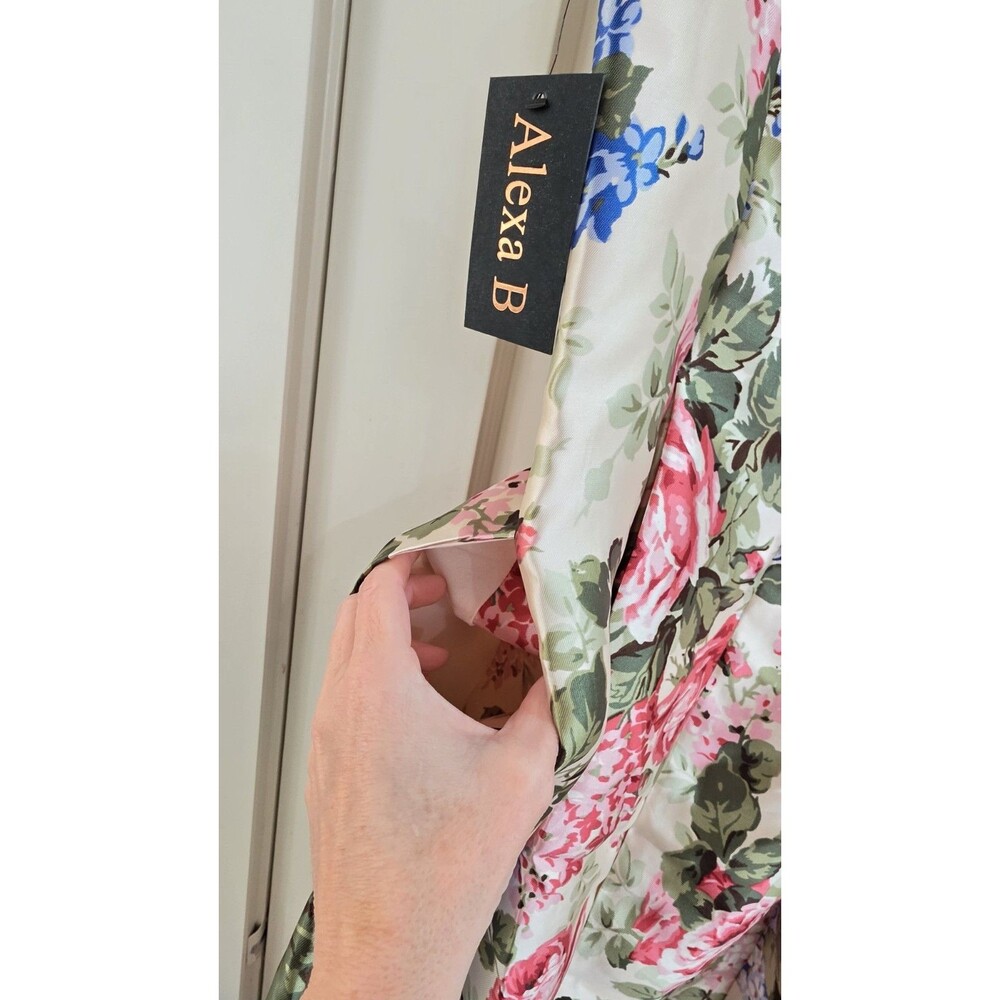 Alexa B Floral Fit & Flare Pleated Knee Dress Square Neck Sleeveless Size 8 - Picture 8 of 8